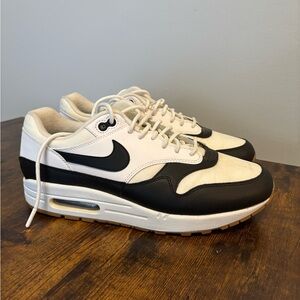 Nike Air Max Black and White Sneakers